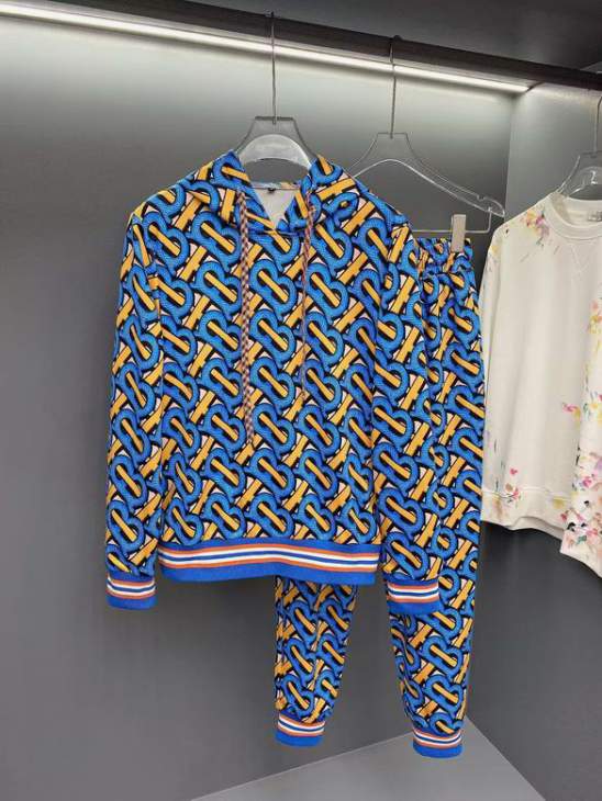 Picture of Burberry Sweater Suits _SKUBurberryM-XXLljpn10937806